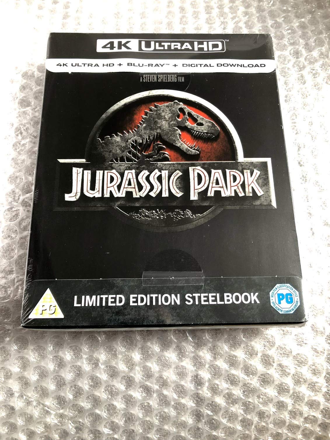 Jurassic Park 4K Ultra HD Limited Edition Steelbook / Import / Includes Region Free Blu Ray
